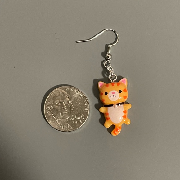 Acrylic Orange Tabby Cat Earrings with Silver Accents - Picture 4 of 4